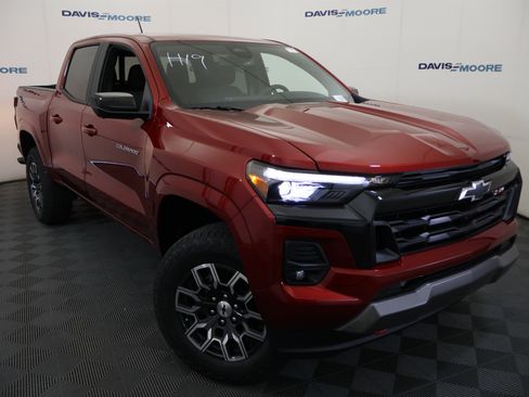 New 2026 Chevrolet Colorado Z71 w/ Technology Package AWD/4WD image 2