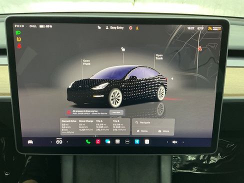 Used 2022 Tesla Model 3 Standard Range RWD image 35