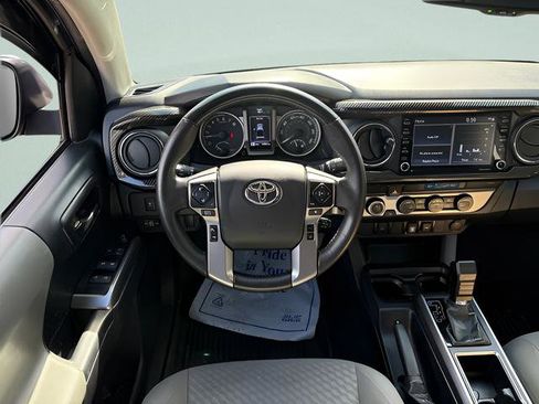 Used 2023 Toyota Tacoma SR5 AWD/4WD image 28
