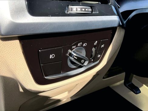 Used 2019 BMW X3 xDrive30i w/ Driving Assistance Package AWD/4WD image 33