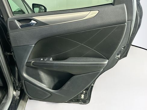 Used 2017 Lincoln MKC Premiere FWD image 31