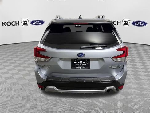 Used 2024 Subaru Forester Touring w/ POP Package 3 AWD/4WD image 7