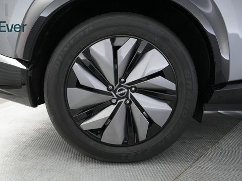 Used 2024 Nissan Ariya EVOLVE+ e-4ORCE image 20