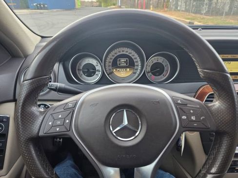 Used 2012 Mercedes-Benz C 250 Sedan image 12