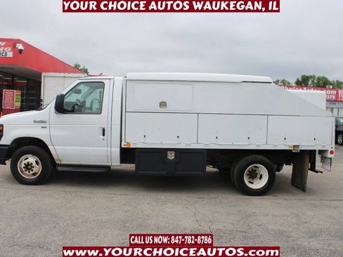 Used 2012 Ford E-450 and Econoline 450 Super Duty image 2