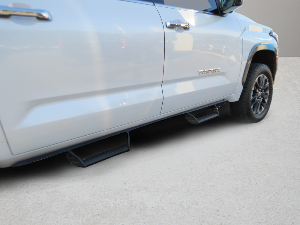 Used 2024 Toyota Tundra Limited AWD/4WD image 11