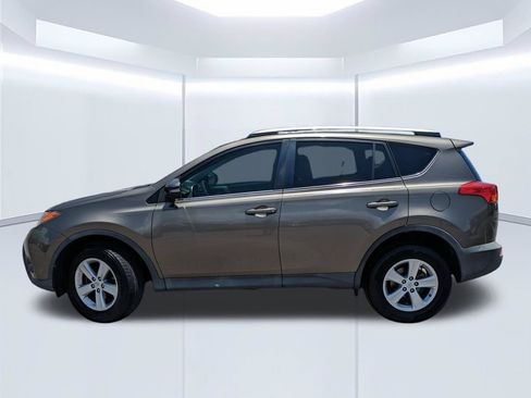 Used 2014 Toyota RAV4 XLE FWD image 9