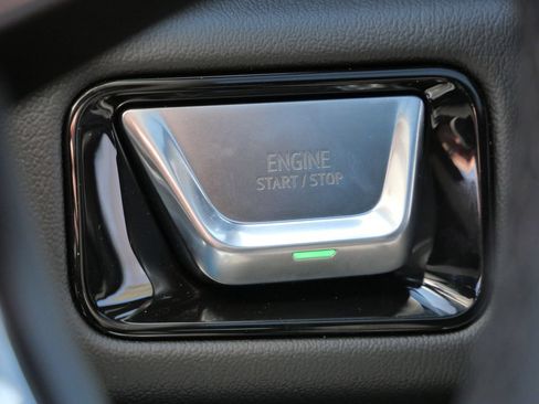 New 2026 GMC Yukon XL Denali w/ Sun & Power Step Package AWD/4WD image 53