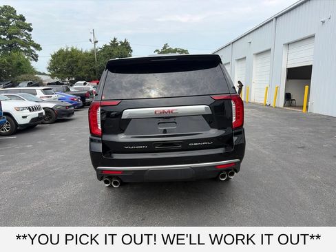 Used 2024 GMC Yukon XL Denali w/ Advanced Technology Package RWD image 5