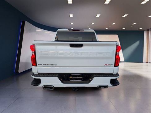Used 2024 Chevrolet Silverado 1500 RST w/ Z71 Off-Road Package AWD/4WD image 4
