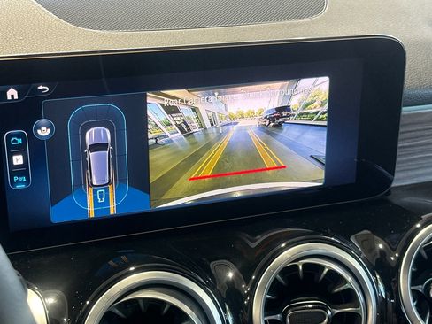 New 2025 Mercedes-Benz GLB 250 4MATIC image 19