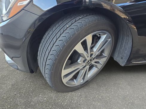 Used 2018 Mercedes-Benz C 300 Sedan image 31