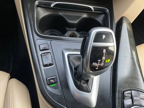 Used 2017 BMW 330i xDrive 330i xDrive image 22