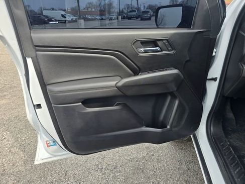 Used 2023 GMC Canyon Elevation image 9