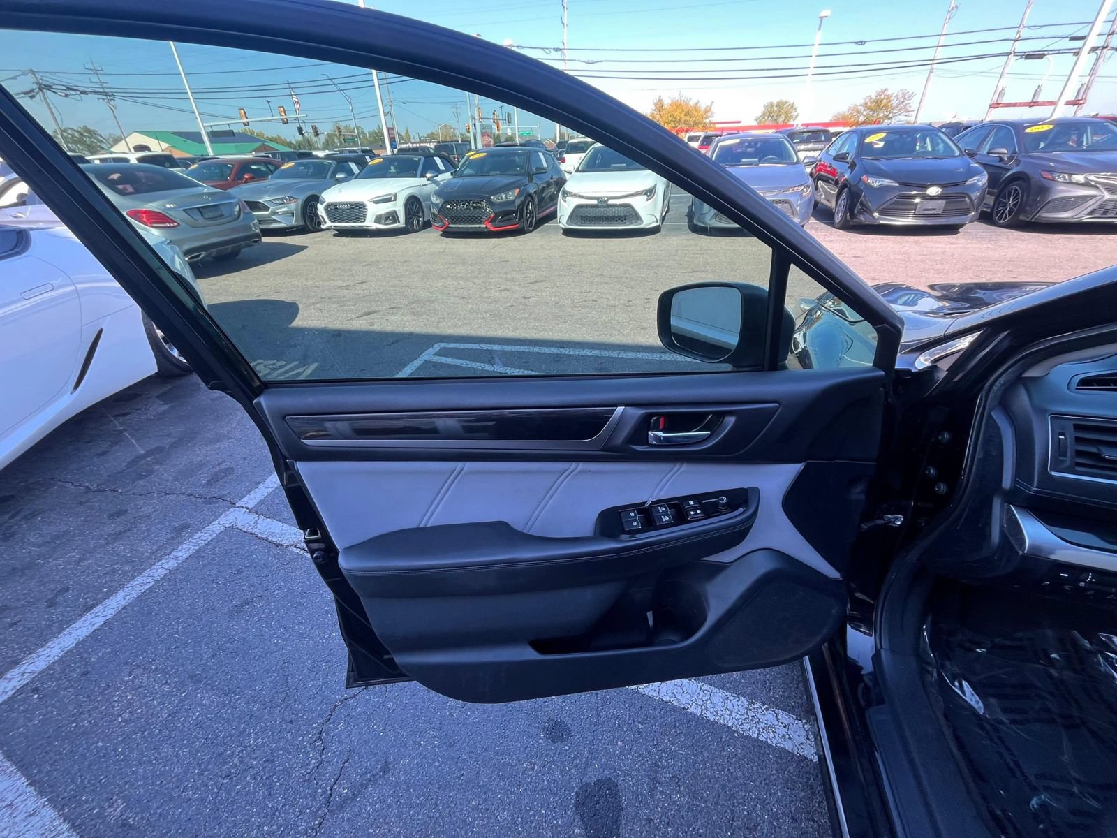 Used 2019 Subaru Legacy 2.5i Sport AWD/4WD image 39