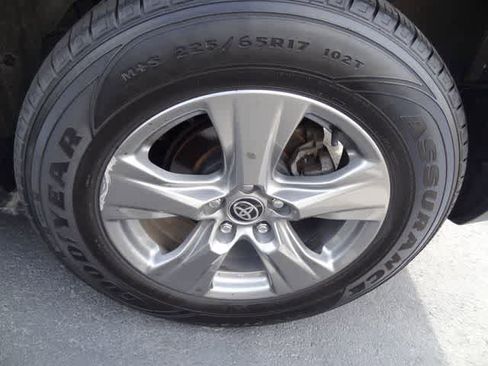 Certified 2024 Toyota RAV4 XLE FWD image 13