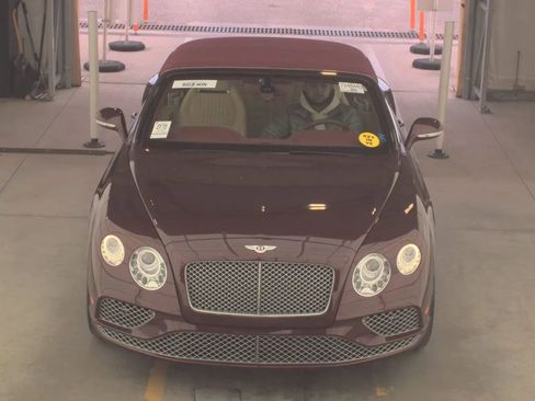 Used 2016 Bentley Continental GT image 8