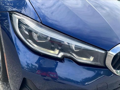 Used 2019 BMW 330i xDrive Sedan w/ Premium Package AWD/4WD image 32