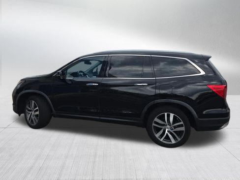 Used 2018 Honda Pilot Touring image 8