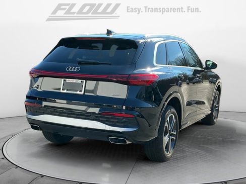 Certified 2025 Audi Q5 Premium Plus w/ Premium Plus image 8