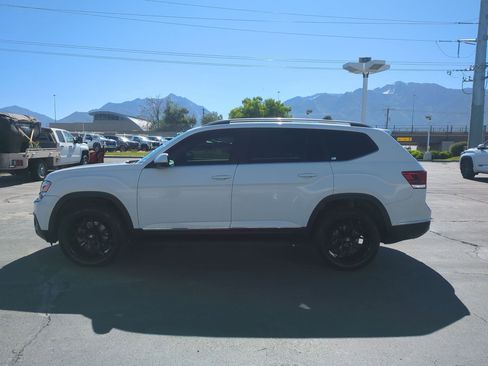 Used 2019 Volkswagen Atlas SEL AWD/4WD image 3