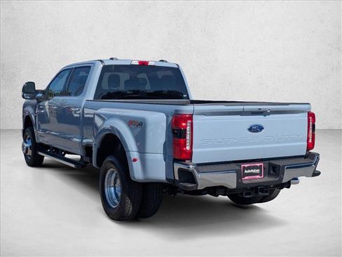 New 2026 Ford F350 Lariat w/ Chrome Package image 9
