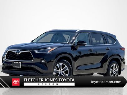 Used 2023 Toyota Highlander XLE