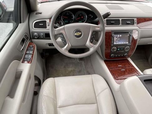 Used 2013 Chevrolet Tahoe LTZ RWD image 12