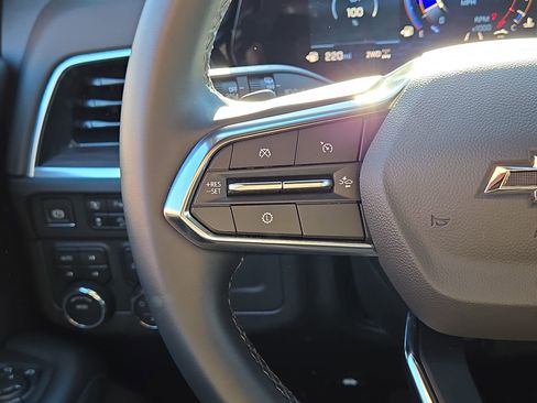 Used 2025 Chevrolet Tahoe Z71 image 21