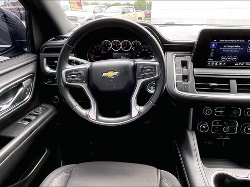 Used 2024 Chevrolet Tahoe LS RWD image 6