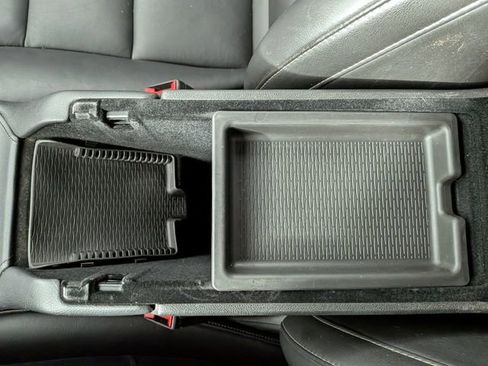 Used 2021 Cadillac XT4 Premium Luxury w/ Cold Weather Package image 24