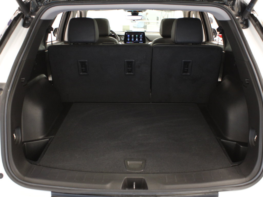 Used 2024 Chevrolet Blazer LT w/ Sound & Technology Package FWD image 37
