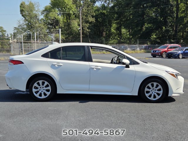 Used 2024 Toyota Corolla LE FWD image 6