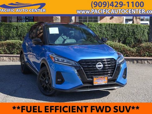 Used 2023 Nissan Kicks SR w/ SR Premium Package FWD image 1