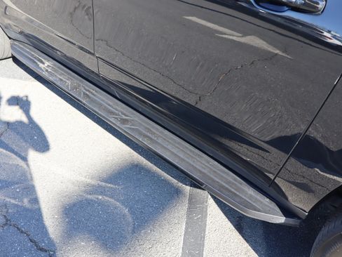 Certified 2024 Chevrolet Suburban RST w/ Luxury Package image 13