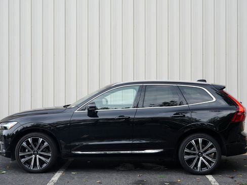 Used 2023 Volvo XC60 B5 Ultimate w/ Climate Package FWD image 50