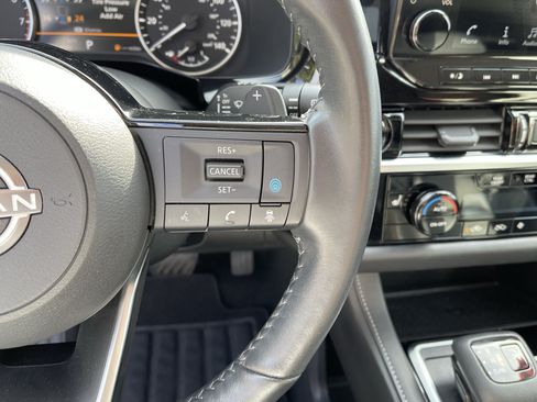 Used 2023 Nissan Pathfinder SL w/ SL Premium Package AWD/4WD image 23