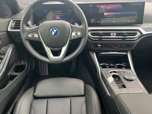 Used 2024 BMW 330e xDrive 330e xDrive Plug-In Hybrid AWD image 14
