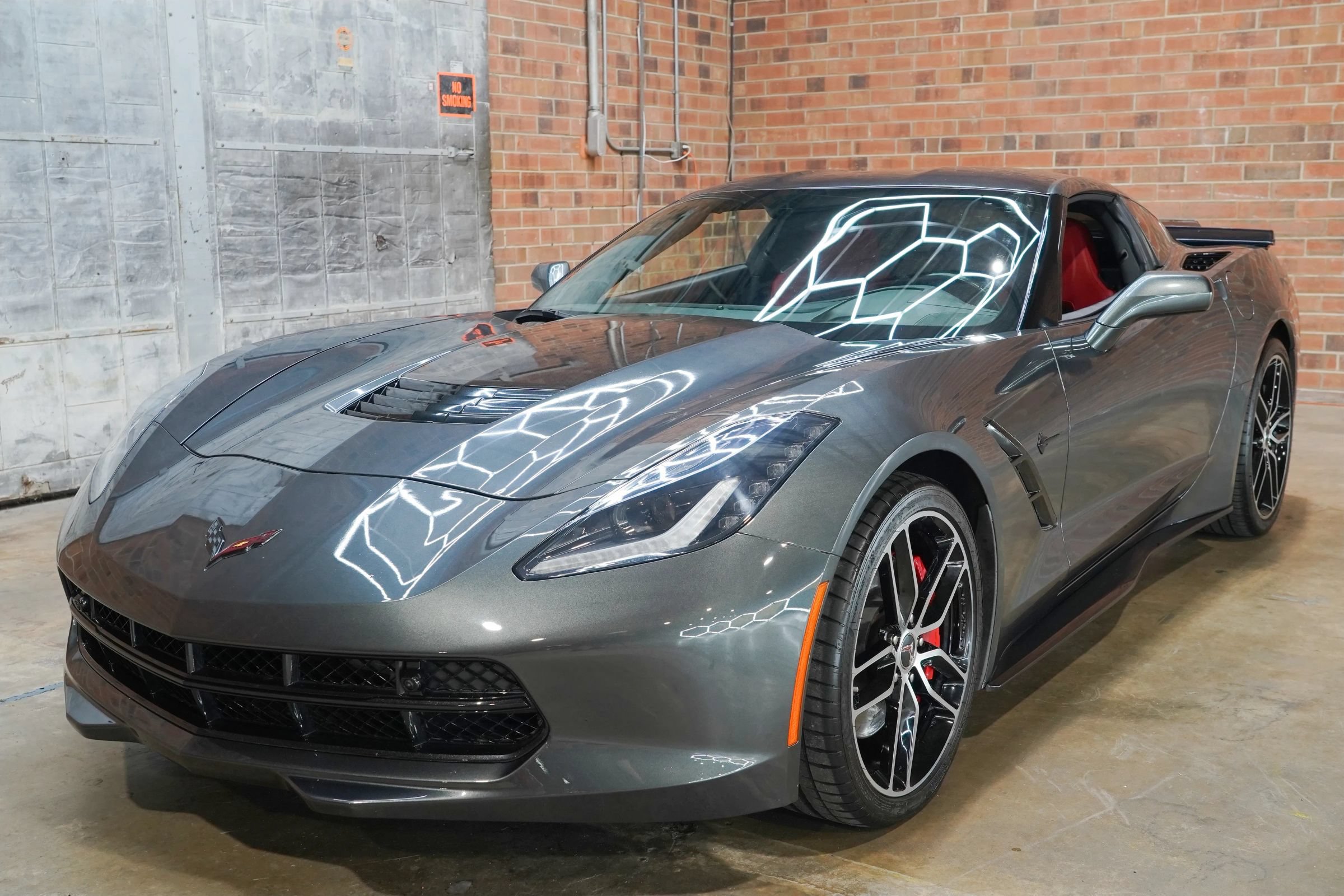 Used 2017 Chevrolet Corvette Stingray Coupe RWD image 5