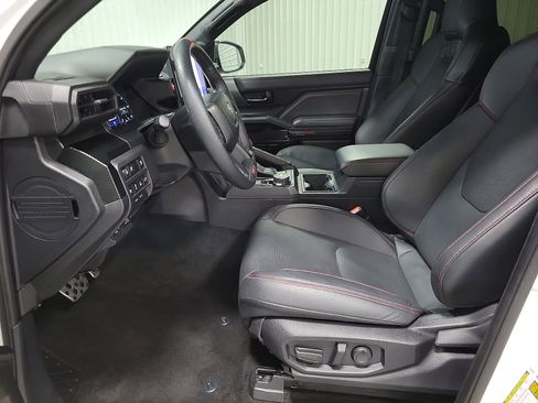 Used 2024 Toyota Tacoma TRD Pro image 12