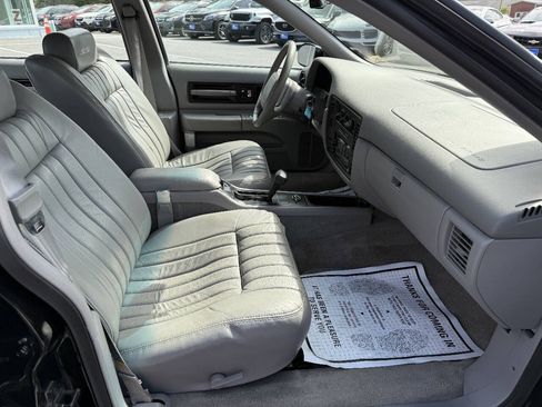 Used 1996 Chevrolet Impala SS RWD image 20