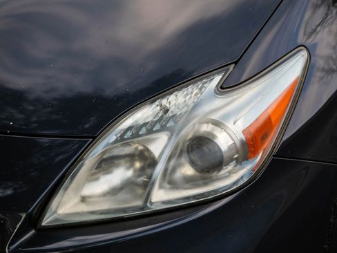 Used 2011 Toyota Prius Four w/ Solar Roof Pkg FWD image 7