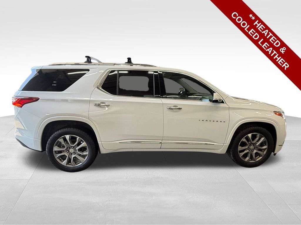 Used 2021 Chevrolet Traverse Premier w/ LPO, Floor Liner Package AWD/4WD image 9