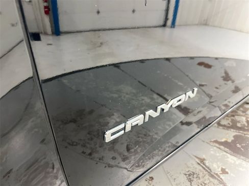 Used 2017 GMC Canyon 2WD Crew Cab w/ Convenience Package image 26