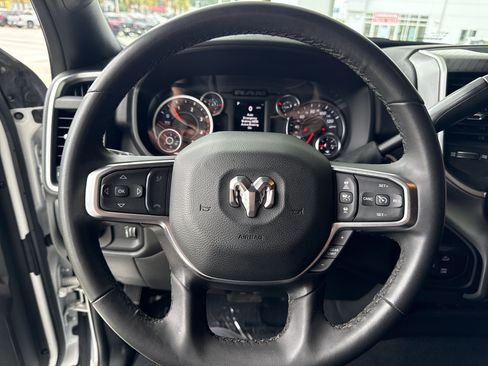 Used 2025 RAM 2500 Big Horn AWD/4WD image 17