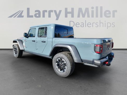 New 2026 Jeep Gladiator Rubicon image 3