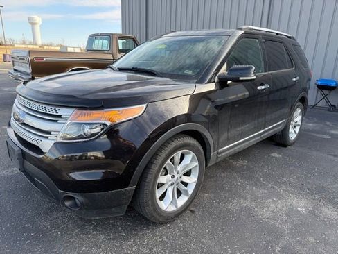 Used 2013 Ford Explorer XLT image 1