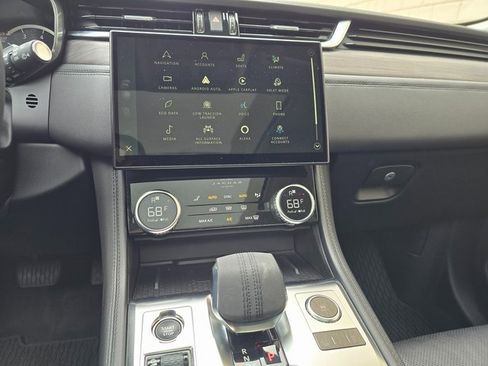 Used 2023 Jaguar F-PACE S image 57