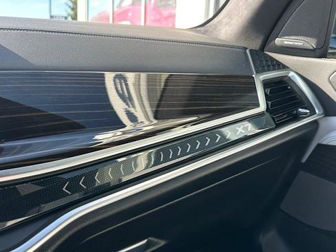 Certified 2025 BMW X7 xDrive40i image 30