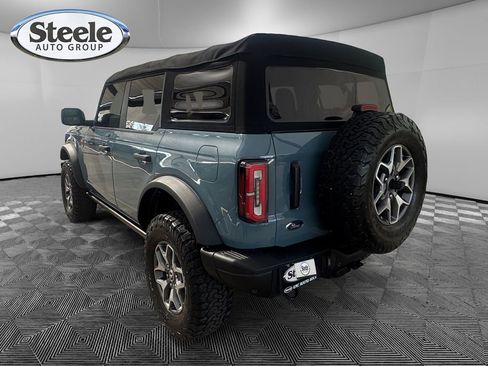 Used 2022 Ford Bronco Badlands image 3